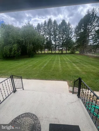 $349,900 | 395 Point Drive, Petersburg, WV 26847