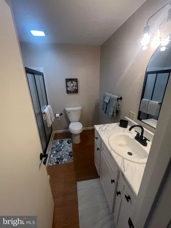 $349,900 | 395 Point Drive, Petersburg, WV 26847