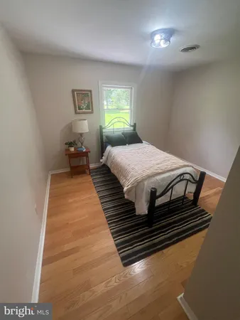$349,900 | 395 Point Drive, Petersburg, WV 26847
