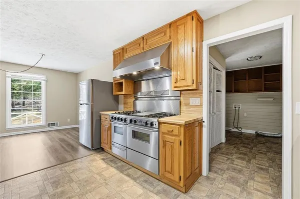 $349,900 | 2401 Ebenezer Road Southeast, Conyers, GA 30094