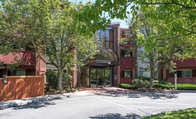 $520,000 | 100 Rosemary Way, Unit 129, Needham, MA 02494