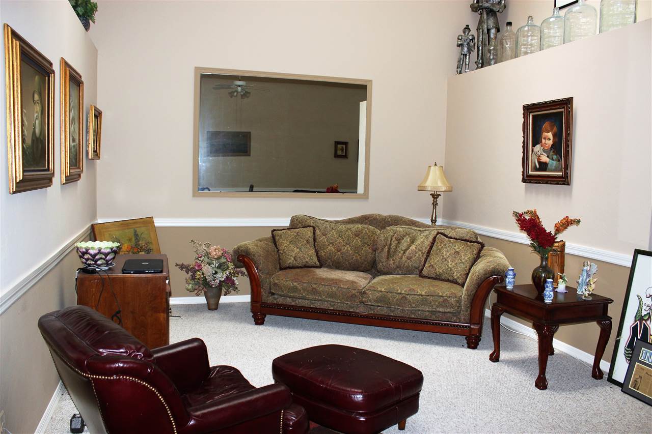5155 Southwest 9 Lane Gainesville, FL 32607 - Photo 5 of 8 Gallery Image 5