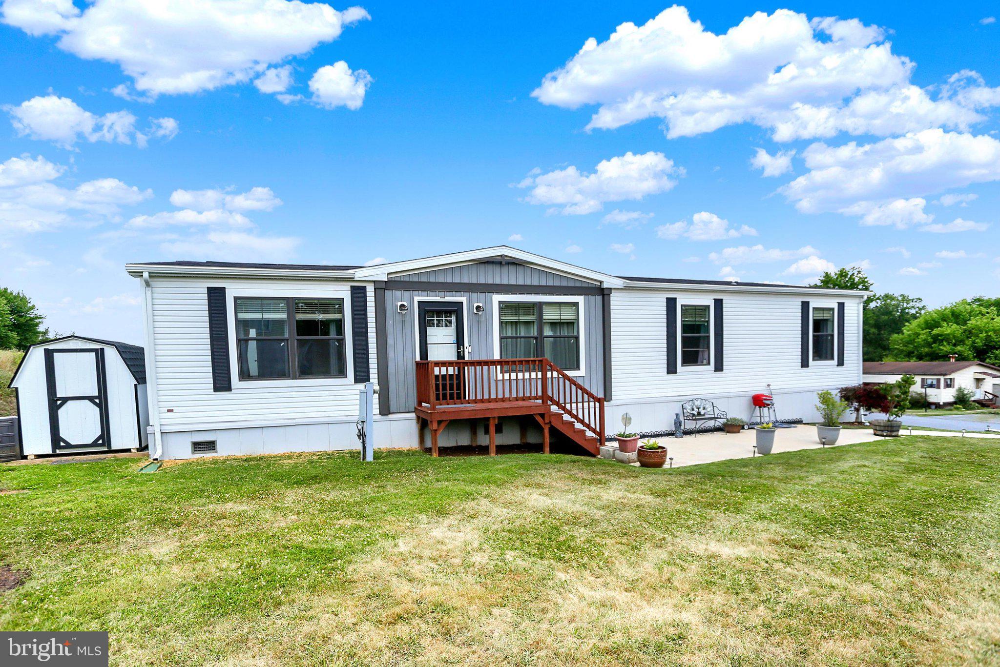 4635 Hikey Street Dover, PA 17315 - Photo 1 of 34