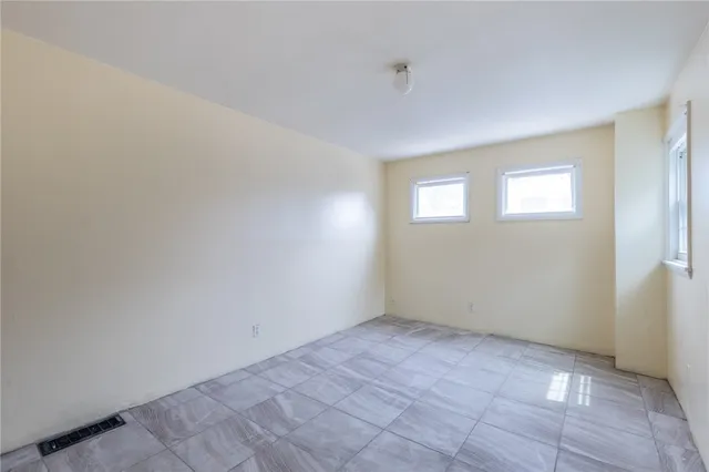 $1,300 | 675 South Clinton Avenue, Rochester, NY 14620