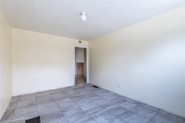 $1,800 | 675 South Clinton Avenue, Rochester, NY 14620