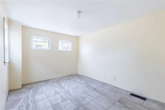 $1,300 | 675 South Clinton Avenue, Rochester, NY 14620