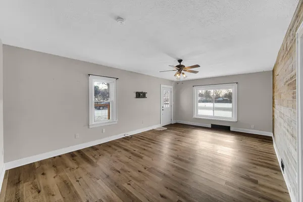 $239,900 | 2941 East U S 6, Hamlet, IN 46532