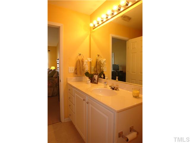 8264 City Loft Court Raleigh, NC 27613 - Photo 14 of 20 Gallery Image 14