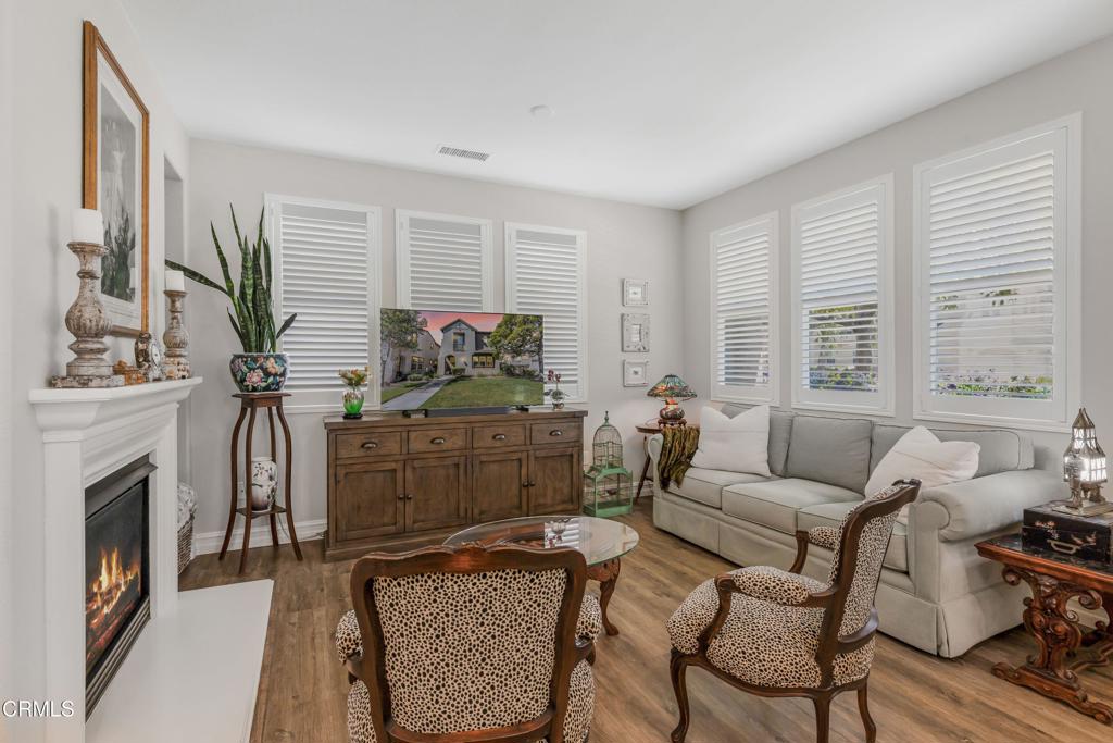 342 Java Place Oxnard, CA 93036 - Photo 2 of 24