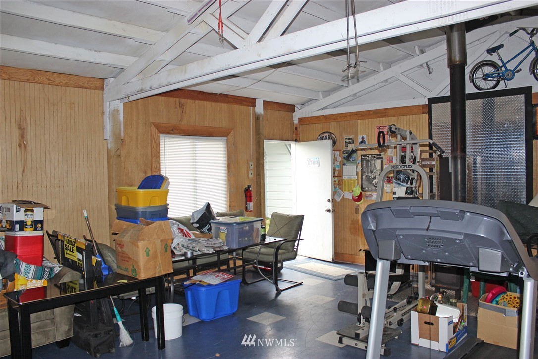 18230 Wakly Lane Southwest Rochester, WA 98579 - Photo 23 of 25