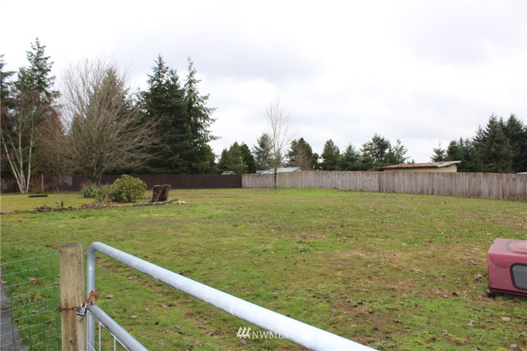 18230 Wakly Lane Southwest Rochester, WA 98579 - Photo 5 of 25