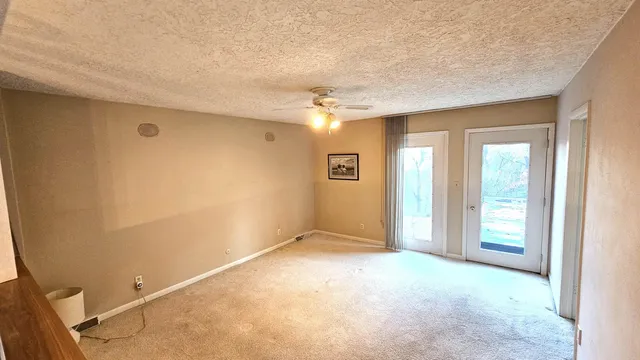 $315,000 | 6720 Woodcrest Parkway, Rockford, IL 61109