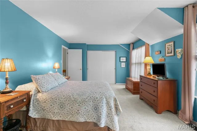 $220,000 | 1304 Tahoe Valley Court, Ballwin, MO 63021