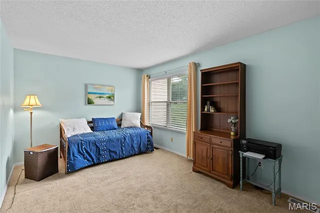 $220,000 | 1304 Tahoe Valley Court, Ballwin, MO 63021