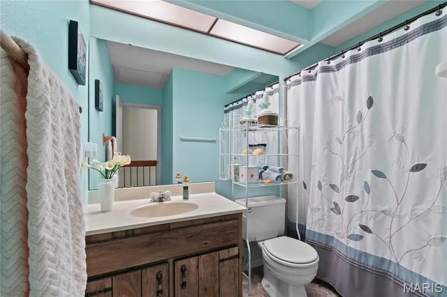 $220,000 | 1304 Tahoe Valley Court, Ballwin, MO 63021