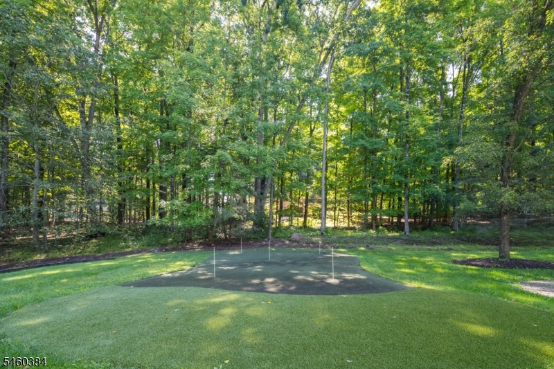 16 Trinity Place Warren, NJ 07059 - Photo 45 of 50 Gallery Image 45