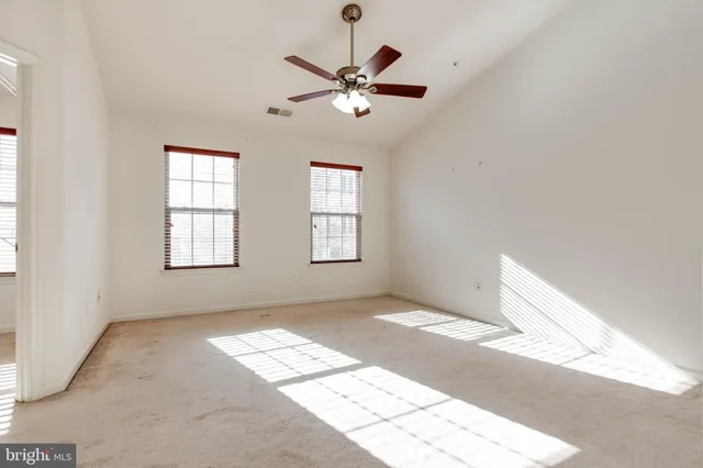 $3,100 | 6721 Caleb Dorsey Square, Unit 35, Elkridge, MD 21075