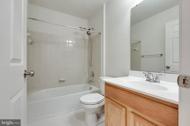 $3,100 | 6721 Caleb Dorsey Square, Unit 35, Elkridge, MD 21075