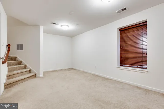 $3,100 | 6721 Caleb Dorsey Square, Unit 35, Elkridge, MD 21075