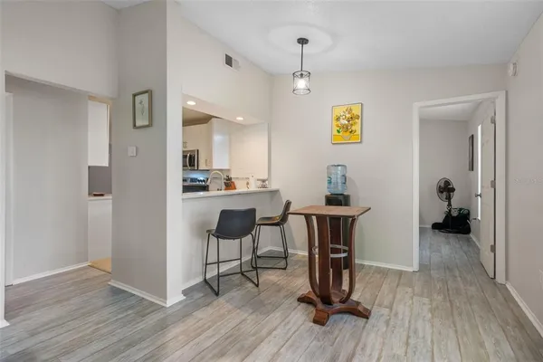 $2,000 | 14733 Norwood Oaks Drive, Unit 201, Tampa, FL 33613
