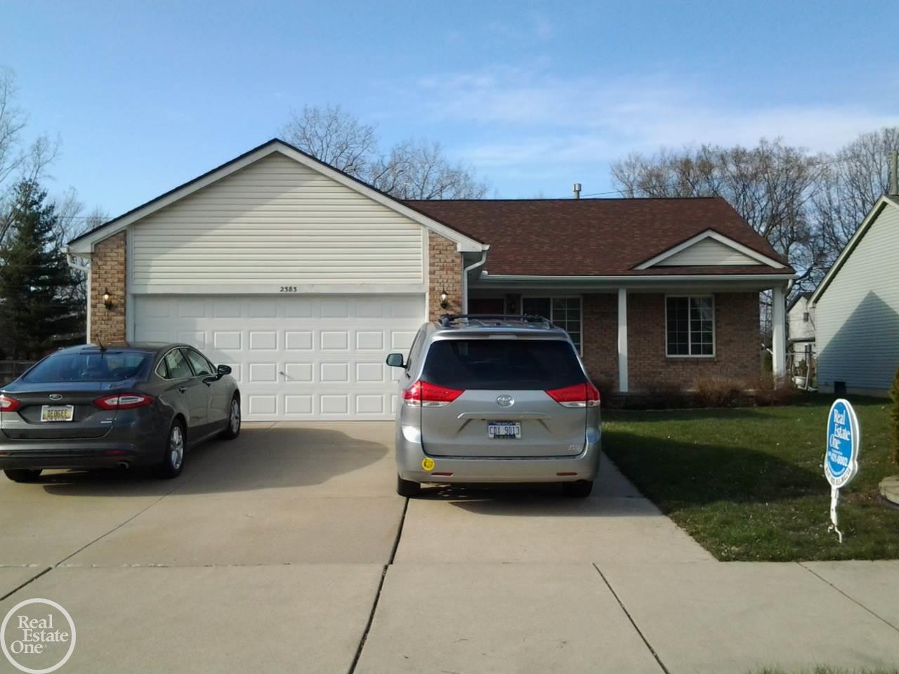 2383 East Maple Road Troy, MI 48083 - Photo 2 of 35