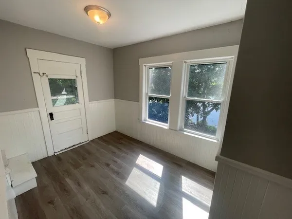 $2,400 | 86 Margin Street, Unit 2, Haverhill, MA 01832