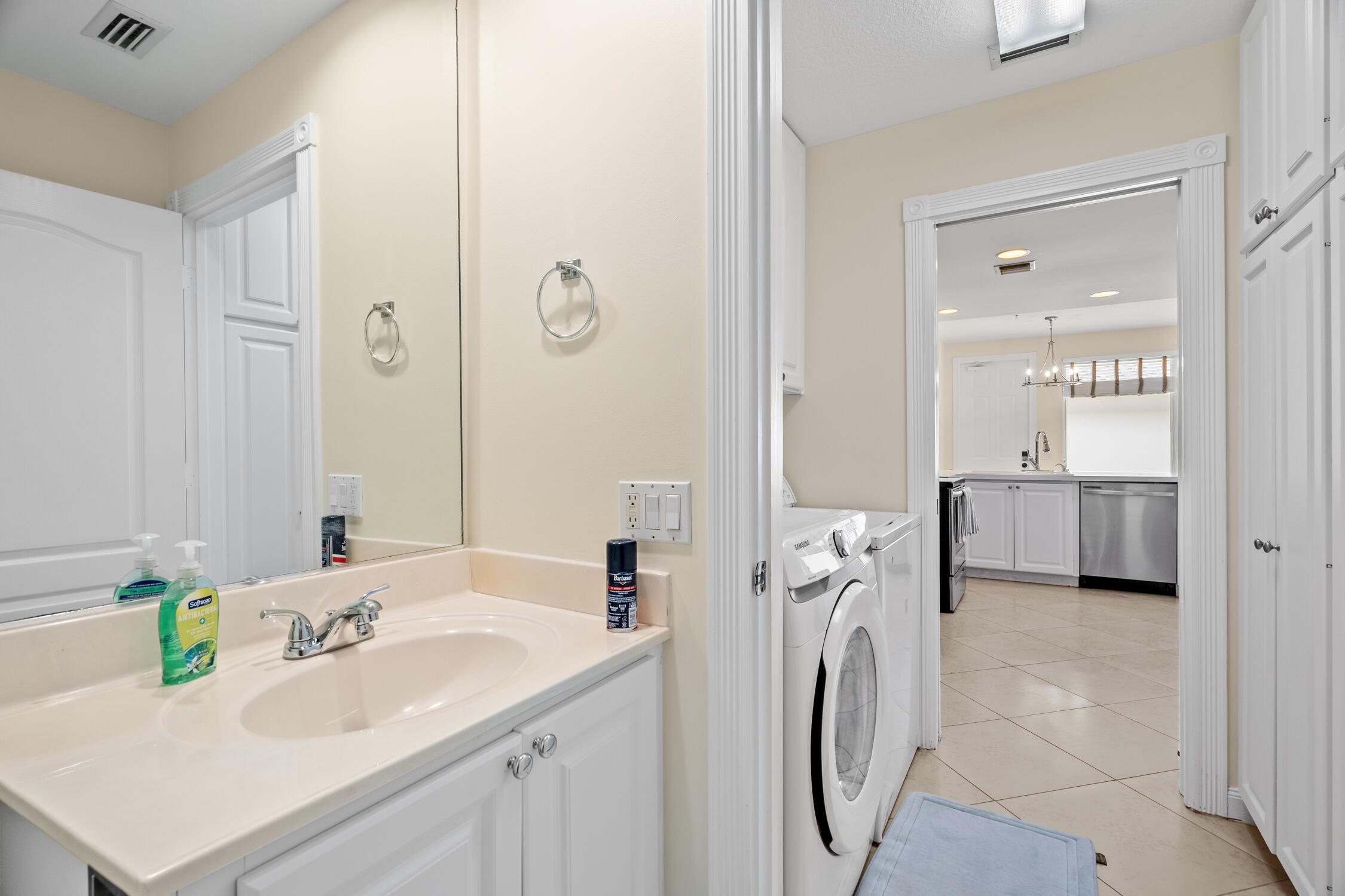 176 Freeport Drive Jupiter, FL 33458 - Photo 17 of 29 DSC00698