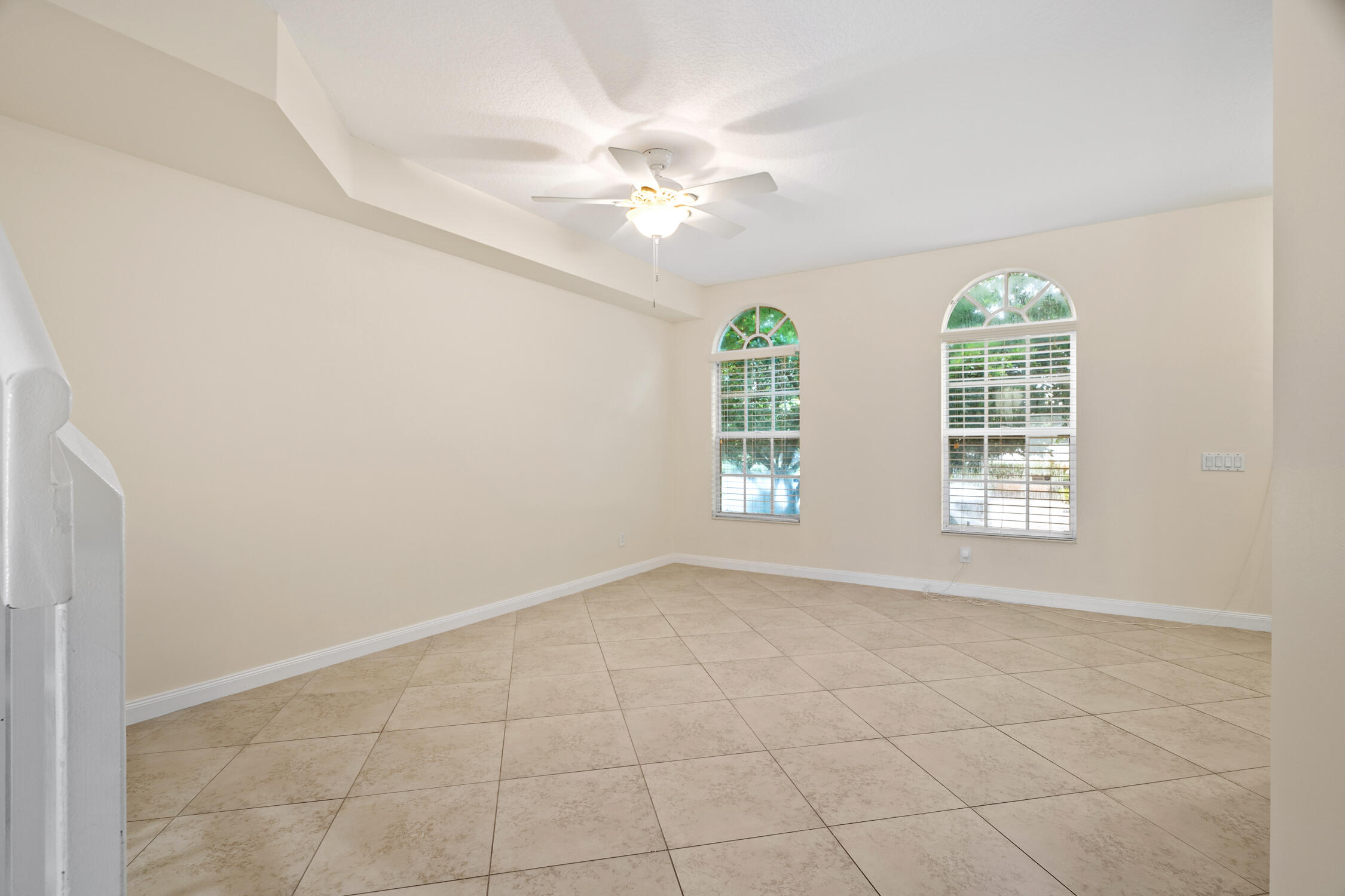 176 Freeport Drive Jupiter, FL 33458 - Photo 5 of 29 DSC00665-Edit