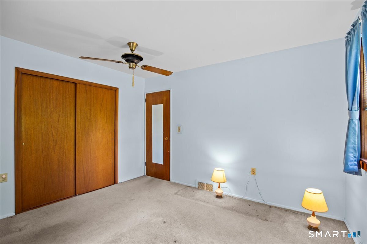 106 Ridgewood Road Wallingford, CT 06492 - Photo 16 of 30