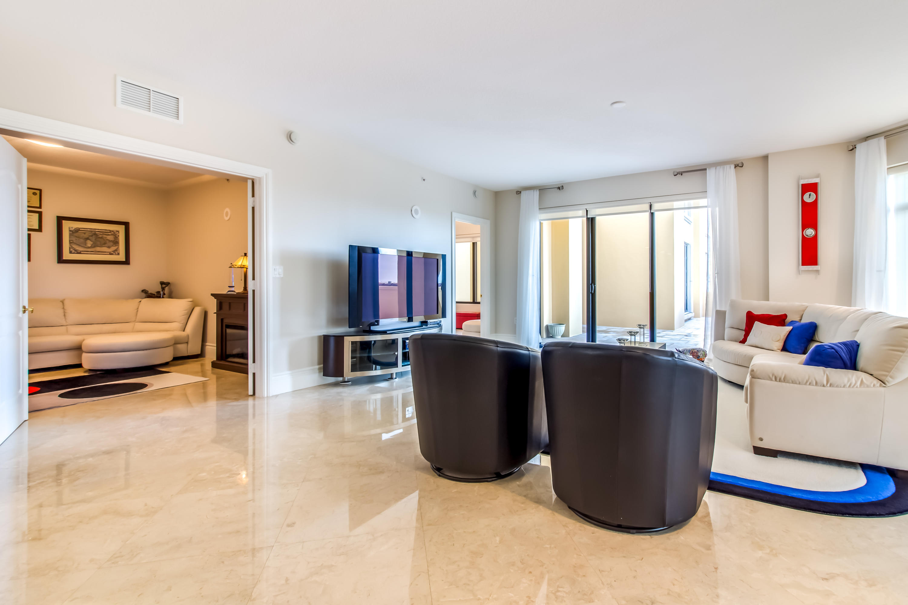 200 East Palmetto Park Road, Unit 402 Boca Raton, FL 33432 - Photo 9 of 38 Double Door Entry to Den