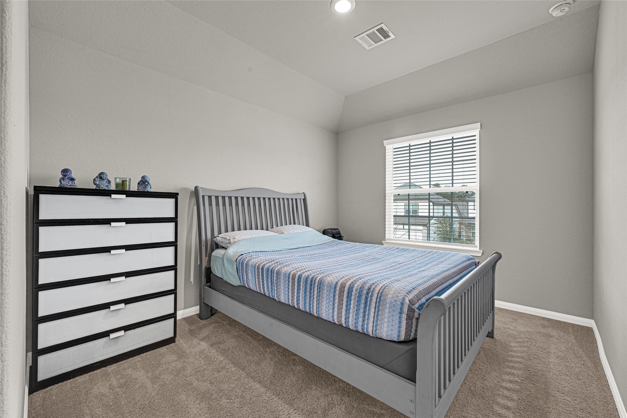 2935 August Mist Court Conroe, TX 77304 - Photo 10 of 24