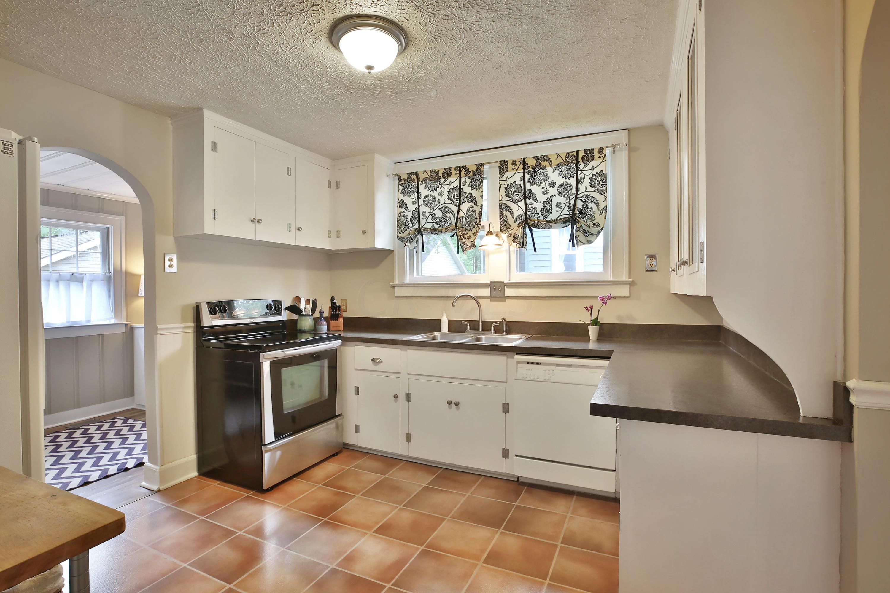 146 Acton Road Columbus, OH 43214 - Photo 14 of 44 Gallery Image 14