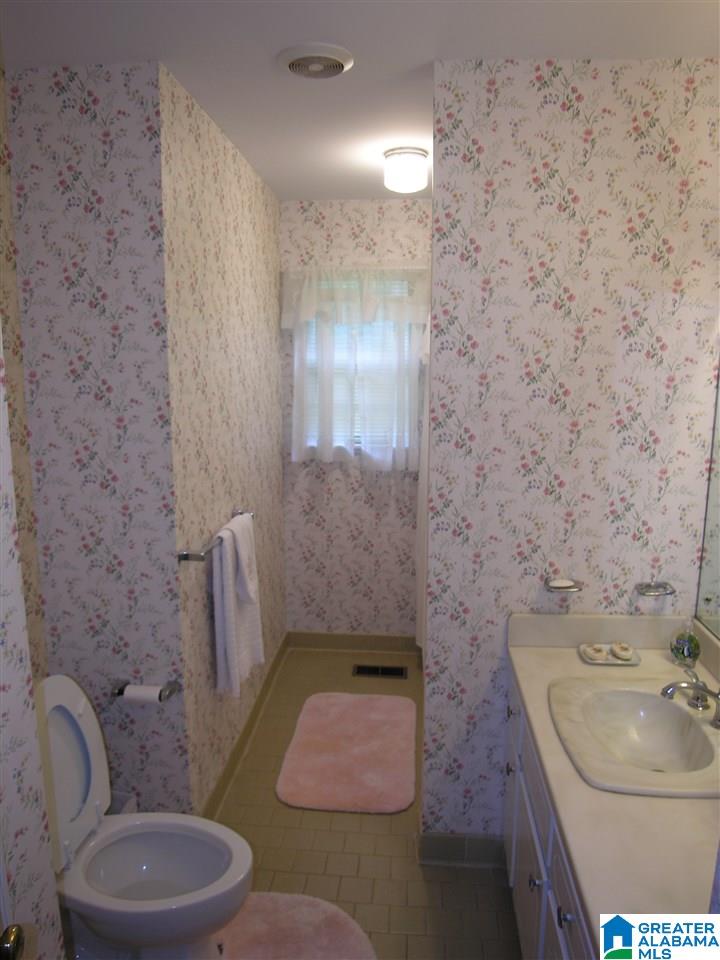 1544 Saulter View Road Birmingham, AL 35209 - Photo 28 of 39
