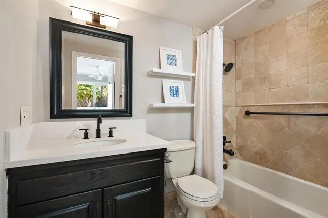 $4,295,000 | 5918 Germaine Lane, La Jolla, CA 92037