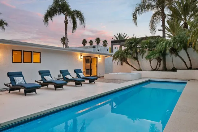 $4,295,000 | 5918 Germaine Lane, La Jolla, CA 92037