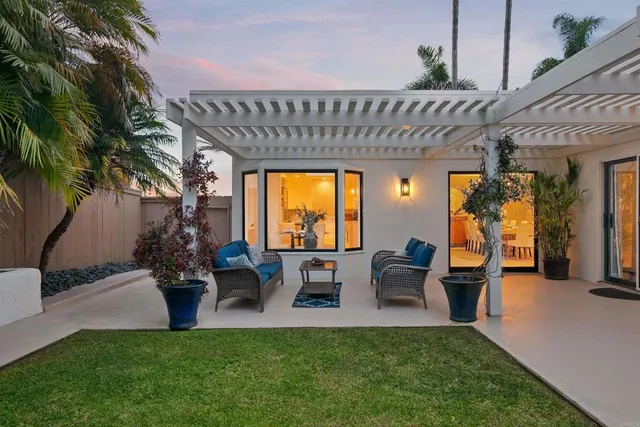 $4,295,000 | 5918 Germaine Lane, La Jolla, CA 92037