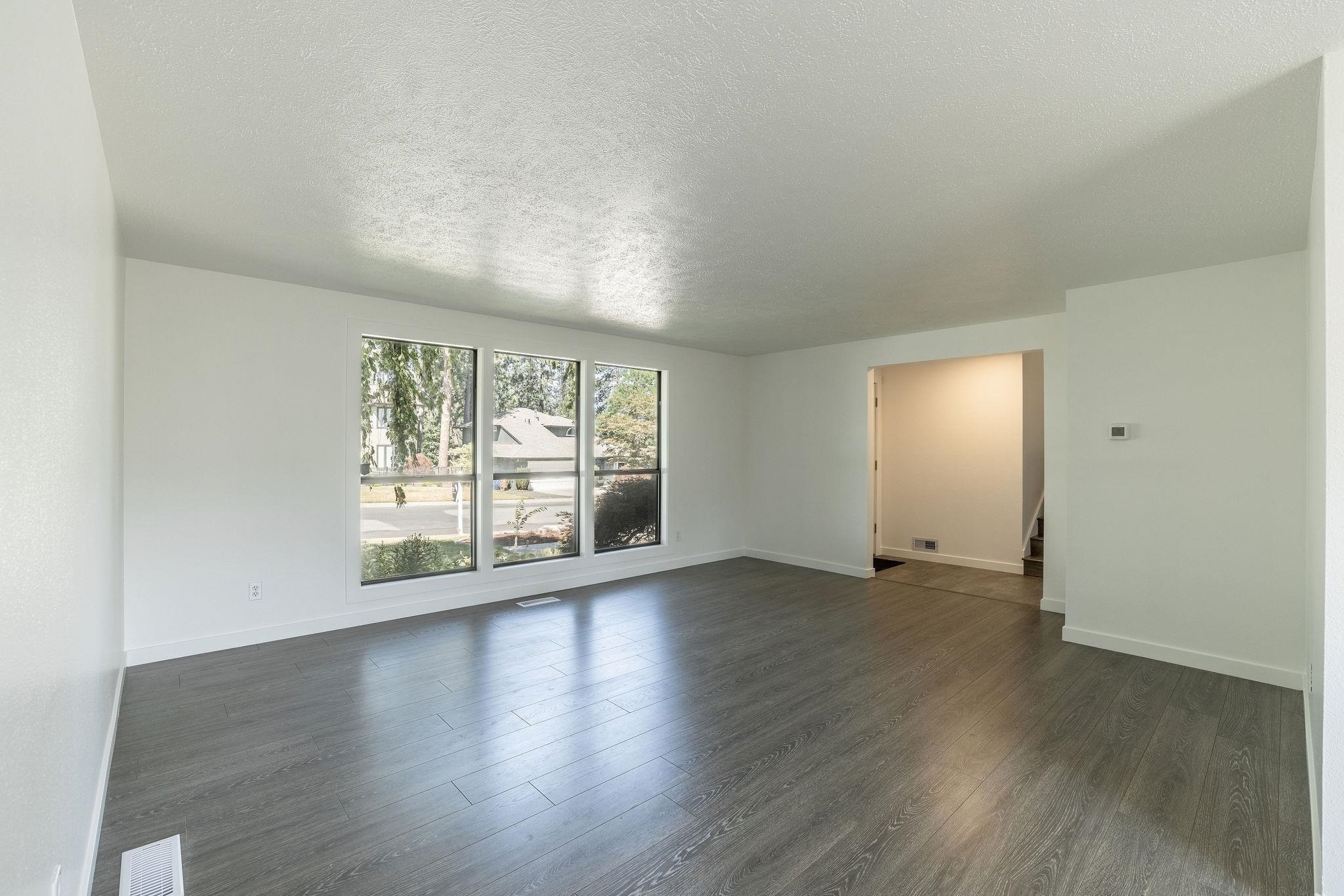 4303 South Myrtle Street Spokane, WA 99223 - Photo 3 of 21