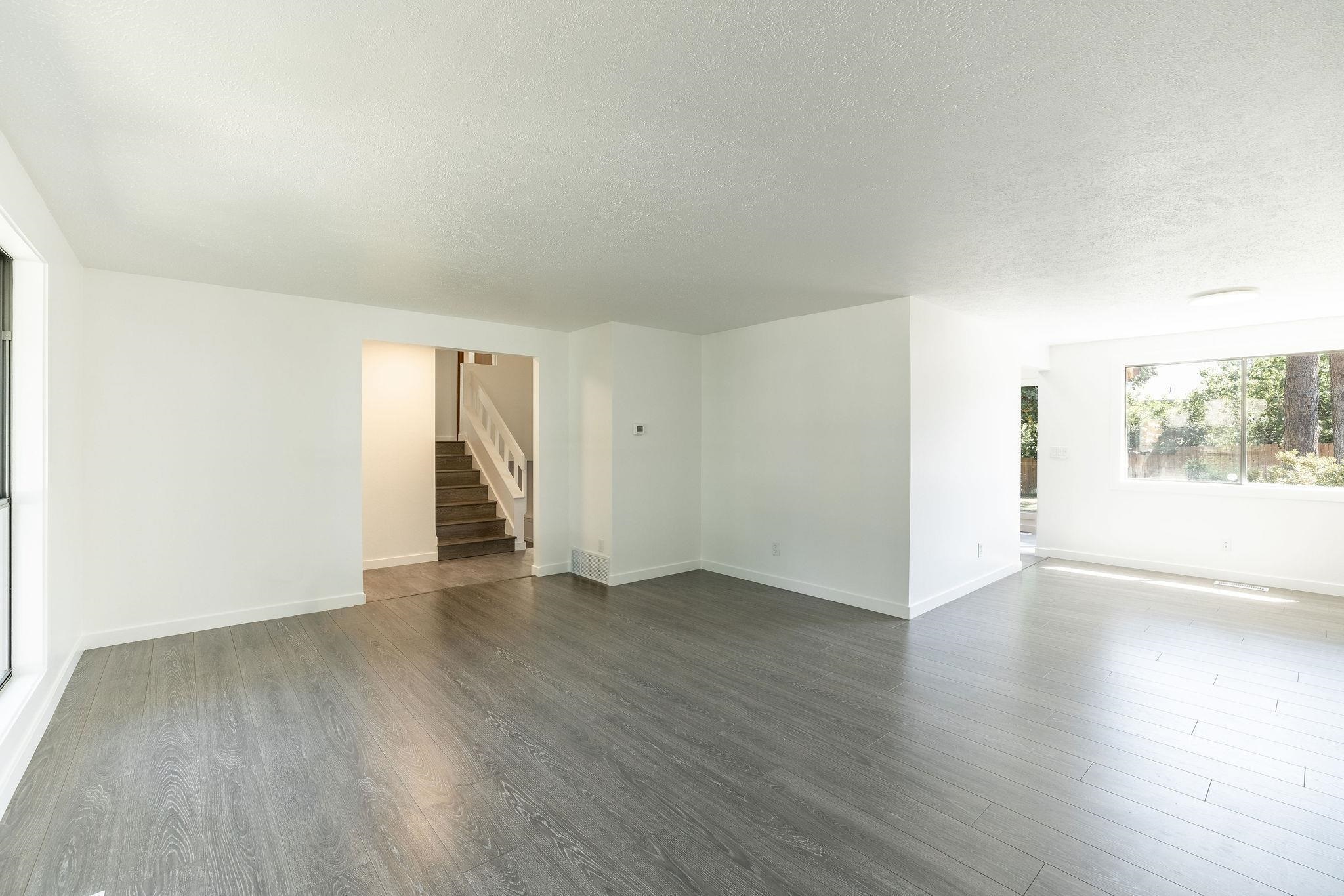 4303 South Myrtle Street Spokane, WA 99223 - Photo 4 of 21