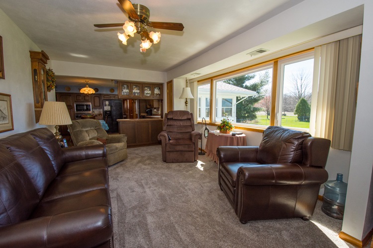 15280 Kelly Road Mishawaka, IN 46544 - Photo 3 of 21