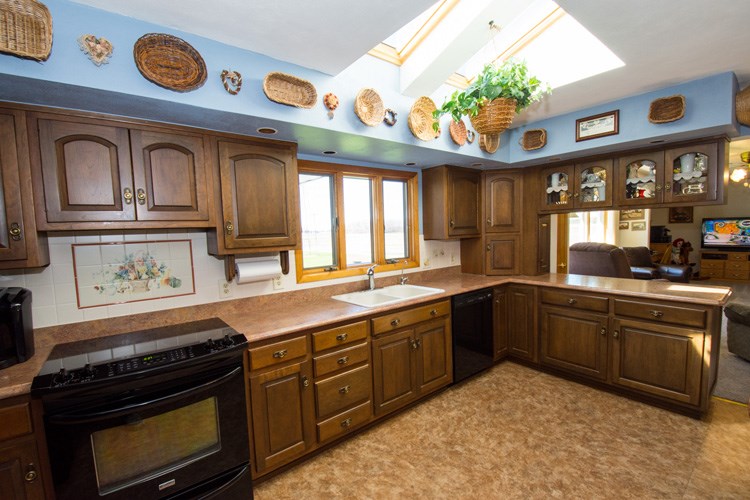 15280 Kelly Road Mishawaka, IN 46544 - Photo 4 of 21