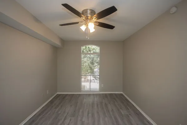 $1,150 | 4647 Wild Indigo Street, Unit 355, Houston, TX 77027