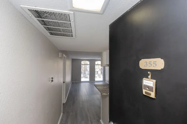 $1,150 | 4647 Wild Indigo Street, Unit 355, Houston, TX 77027