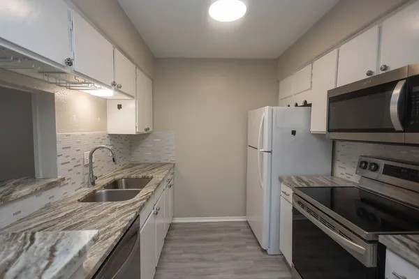 $1,150 | 4647 Wild Indigo Street, Unit 355, Houston, TX 77027