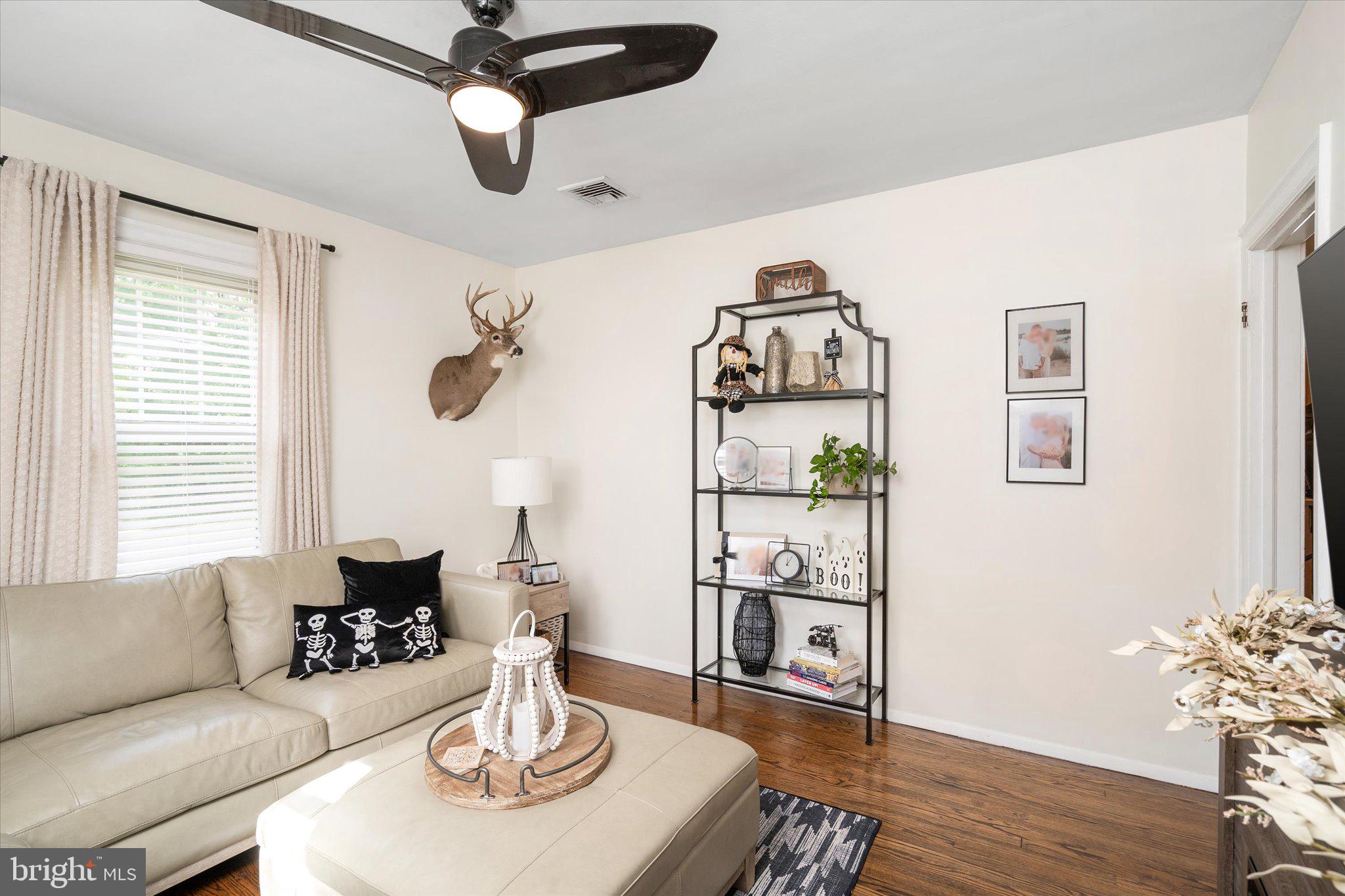 68 Yardville Hamilton Square Road Hamilton, NJ 08620 - Photo 19 of 39 living room