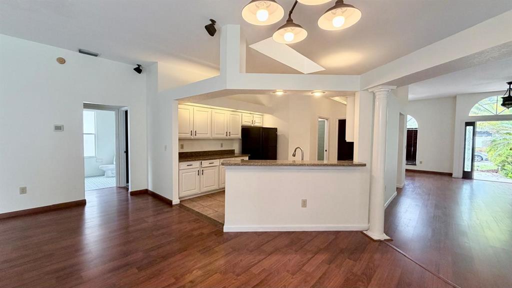 9639 Fox Hearst Road Tampa, FL 33647 - Photo 9 of 29