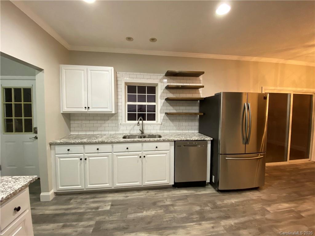 2 Johnny Marlow Road Fairview, NC 28730 - Photo 3 of 35 Gallery Image 3