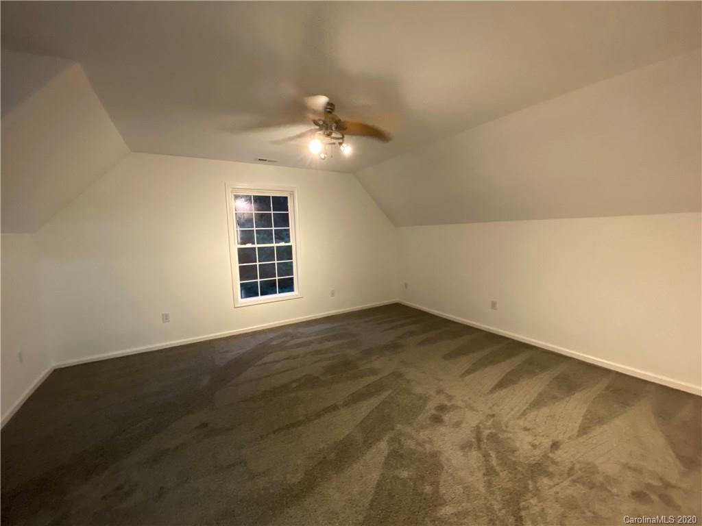 2 Johnny Marlow Road Fairview, NC 28730 - Photo 10 of 35 Gallery Image 10