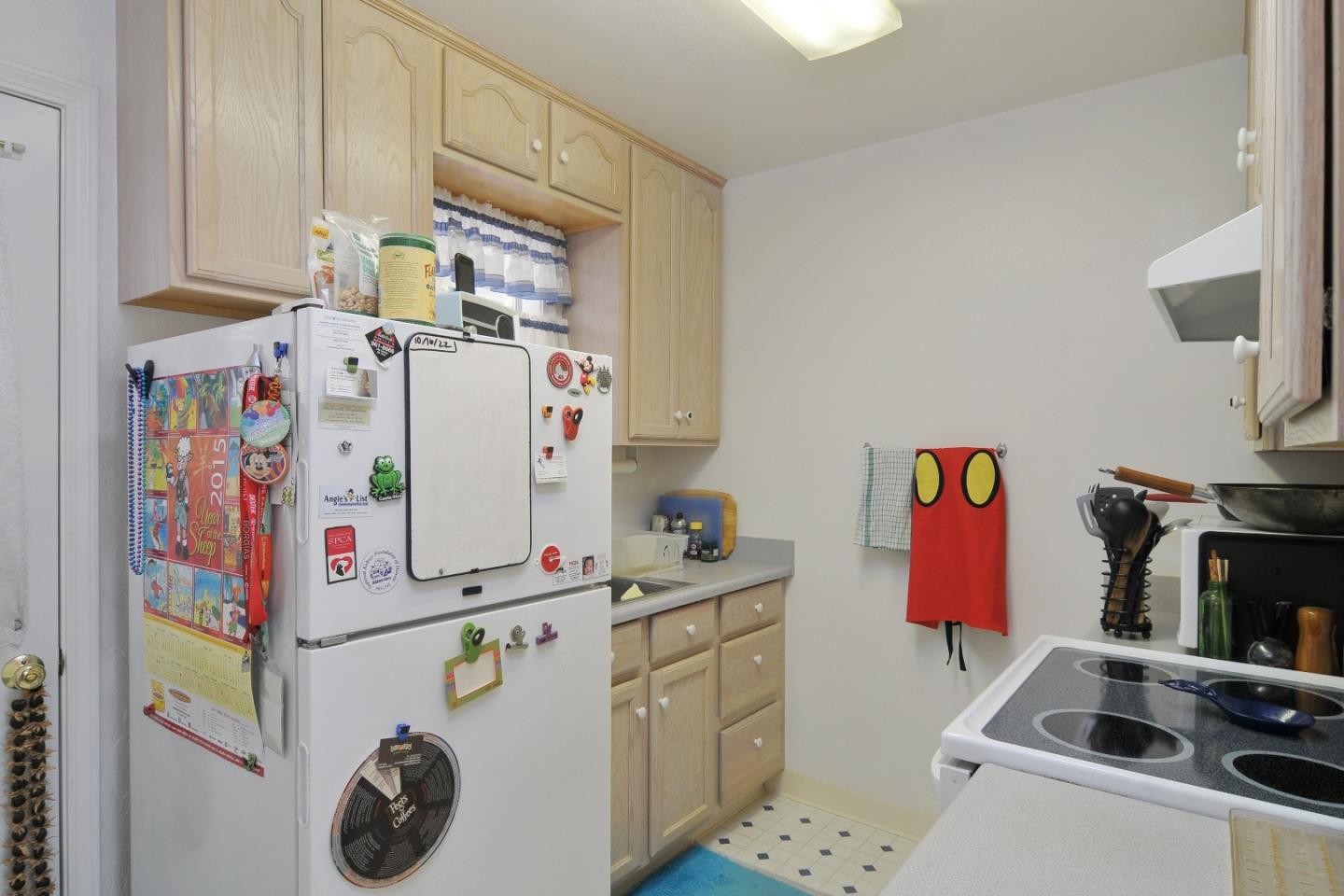 184 Centre Street Mountain View, CA 94041 - Photo 15 of 48