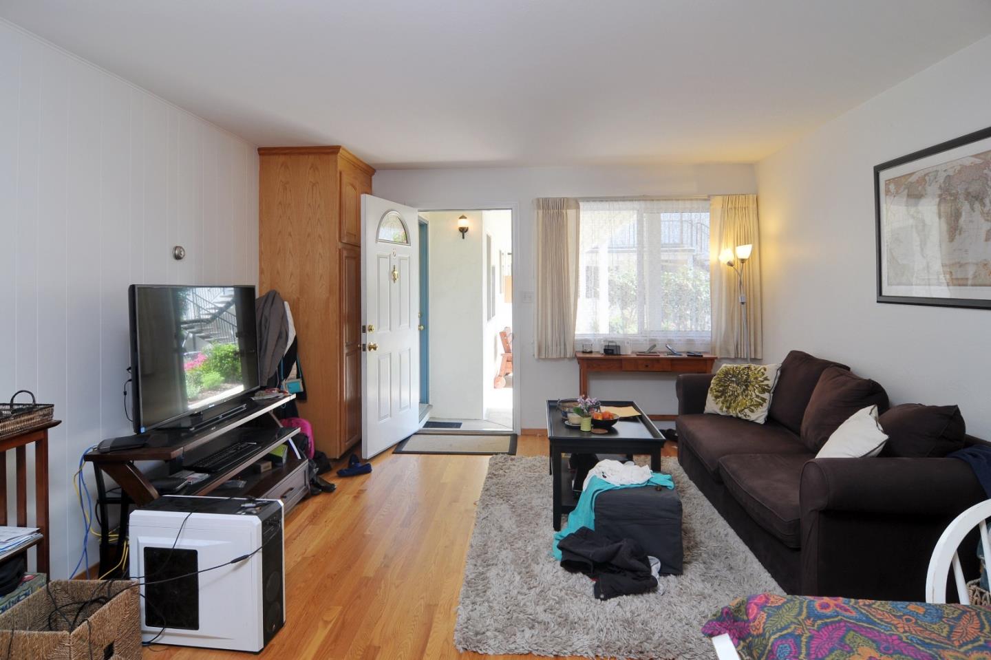 184 Centre Street Mountain View, CA 94041 - Photo 17 of 48