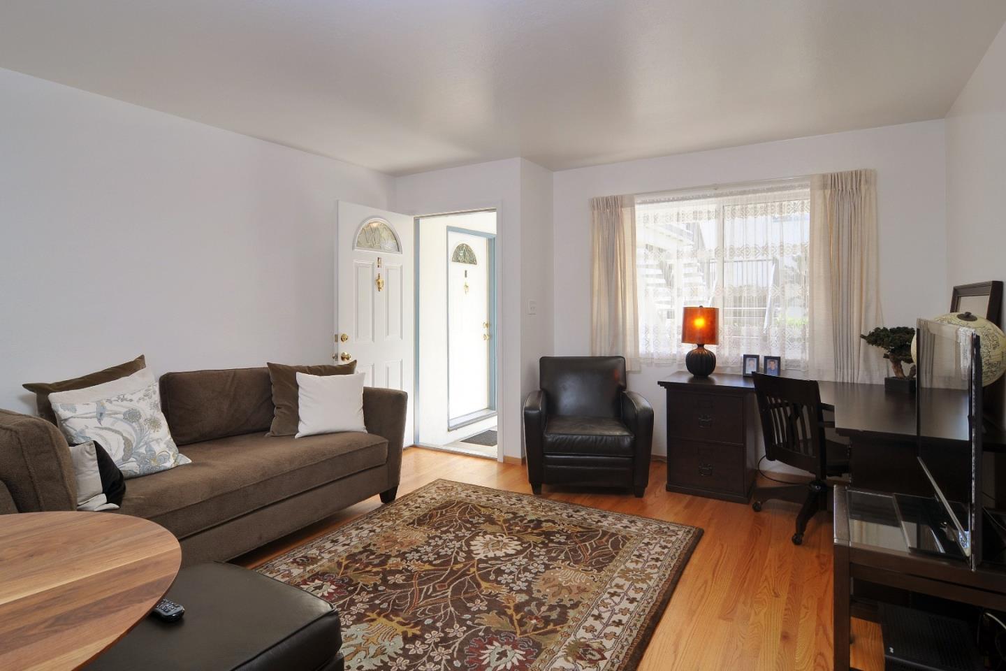 184 Centre Street Mountain View, CA 94041 - Photo 27 of 48